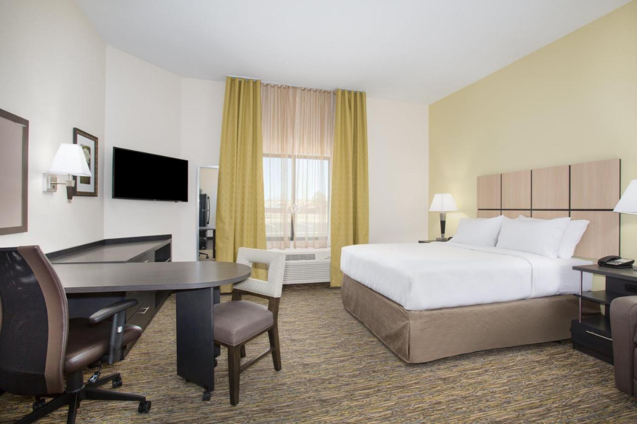 Candlewood Suites Pueblo By Ihg Exteriör bild