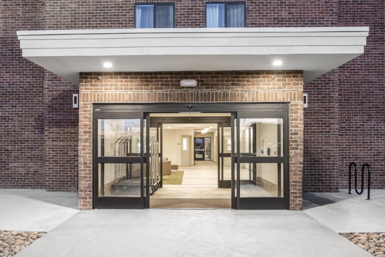 Candlewood Suites Pueblo By Ihg Exteriör bild