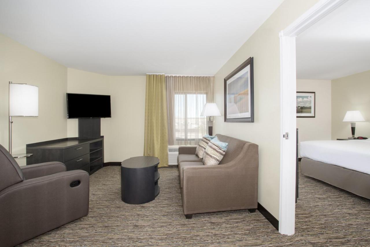 Candlewood Suites Pueblo By Ihg Exteriör bild